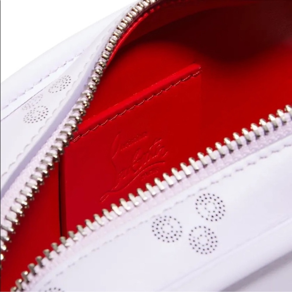 Christian Louboutin Radiolubi Small Loubinthesky Camera
Shoulder Bag - Picture 5 of 17